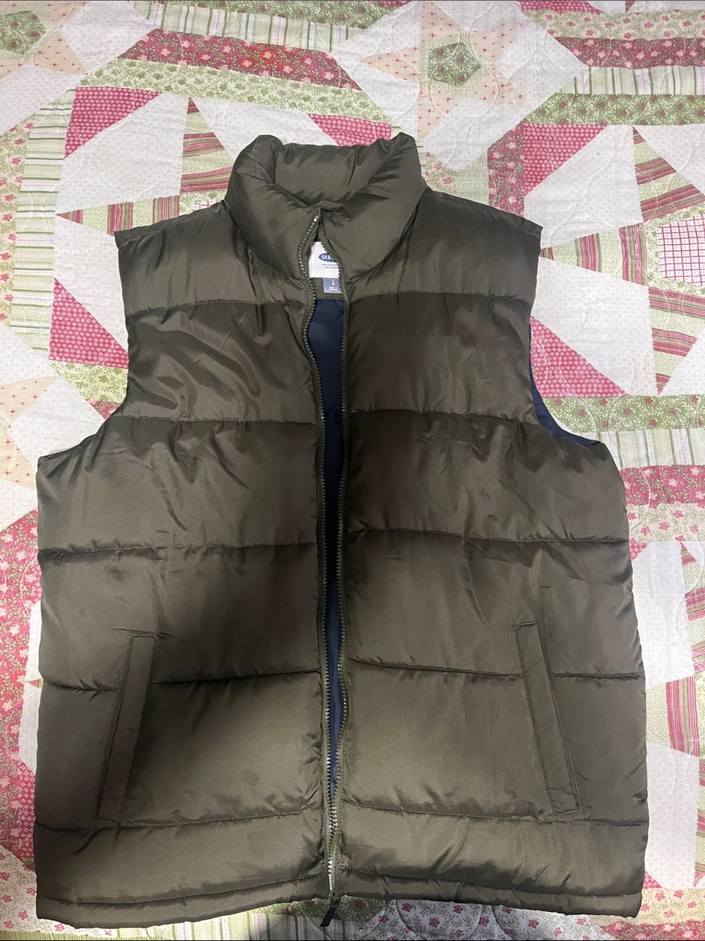 Old Navy Olive Green Quilted Puffer Vest